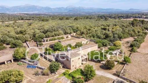 ESPECTACULAR CASA EN FINCA RÚSTICA EN LLORET DE VISTA ALEGRE ESPECTACULAR CASA EN FINCA RÚSTICA EN LLORET DE VISTA ALEGRE