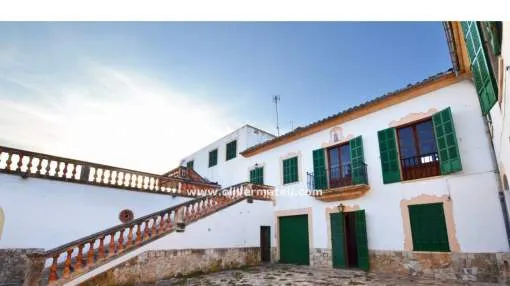 POSESIÓN DEL SIGLO XIX EN VENTA CON MUCHAS POSIBILIDADES