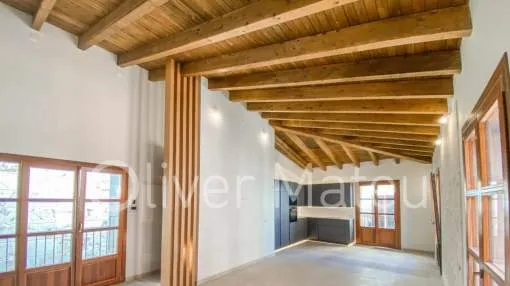 ÁTICO CON TERRAZA Y GARAJE EN EL CORAZÓN DEL CASCO ANTIGUO