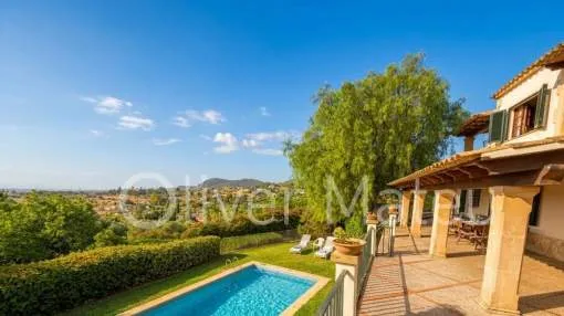 Exclusiva Finca Rústica con Gran Parcela Privada en Palma