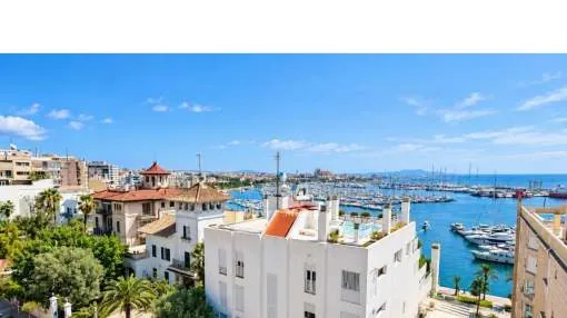 ÁTICO CON VISTAS AL MAR, PUERTO Y CATEDRAL DE PALMA - Segunda línea del P. Marítimo