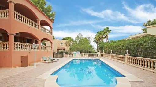 Preciosa casa con piscina en Santa Ponsa