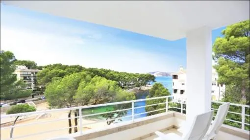 Apartamento con vistas al mar al lado de la playa de Santa Ponsa