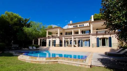 Magnífica villa con vistas al mar en venta en Bendinat, Mallorca