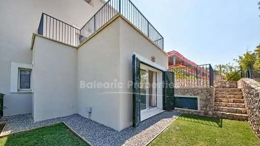Se vende moderno apartamento dúplex en Cala Vinyes, Mallorca