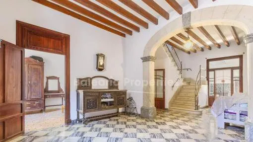 Oportunidad de inversión en una casa de pueblo en venta en Sa Pobla, Mallorca