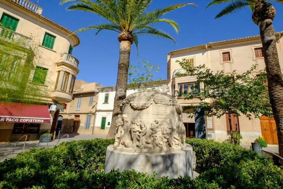 Parcela con proyecto de villa de lujo en venta en Llucmajor, Mallorca