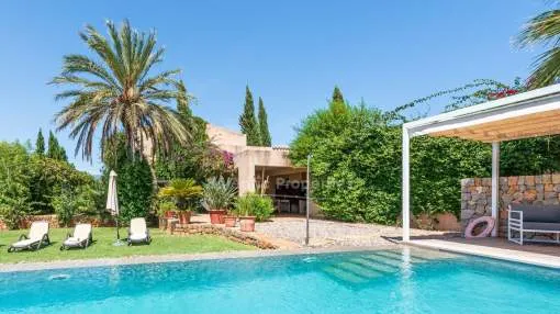 Preciosa casa de campo con licencia de alquiler vacacional en venta en Buger, Mallorca