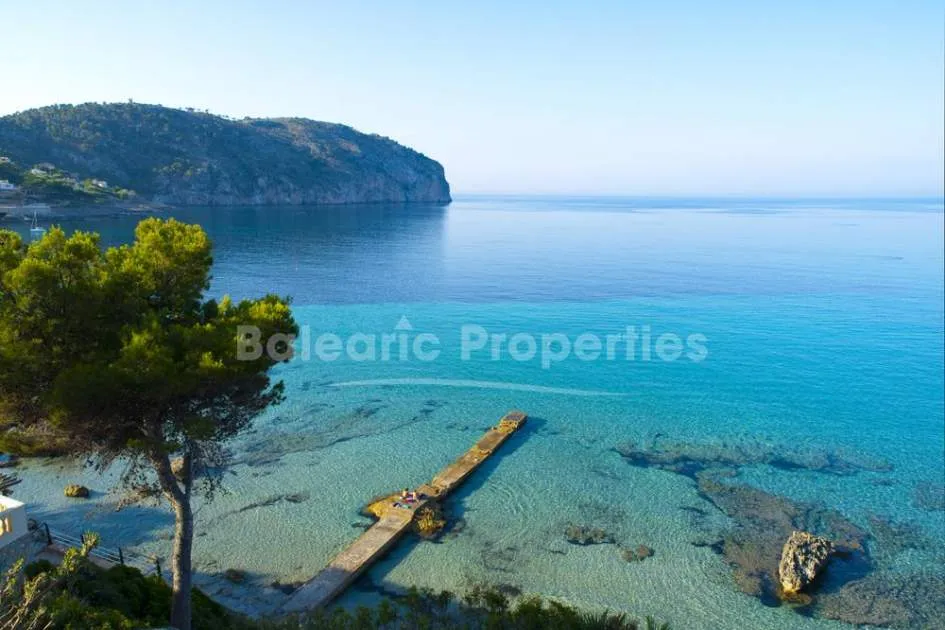 Precioso ático con piscina comunitaria en venta en Camp de Mar, Mallorca