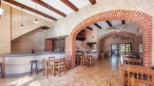 Edificio com carácter y mucho potencial en venta en Felanitx, Mallorca