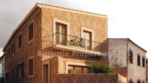 Casa de pueblo recién reformada con garaje en venta en Llubí, Mallorca