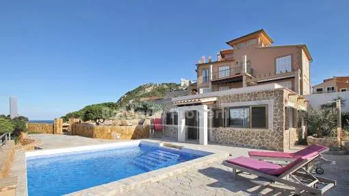 Impresionante villa con casa de invitados en venta en Cala Ratjada, Mallorca