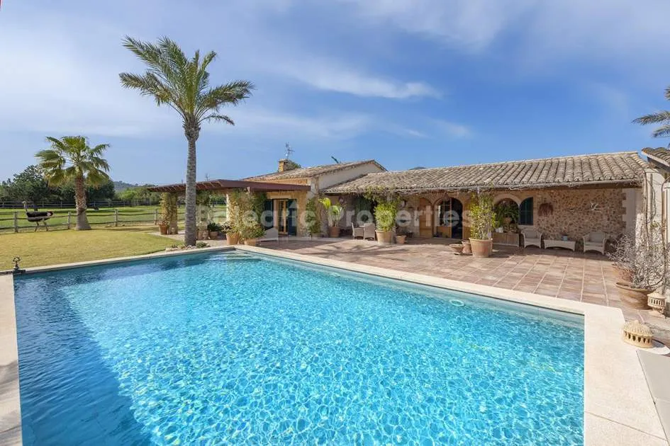 Preciosa finca con piscina en venta en Santa Maria, Mallorca
