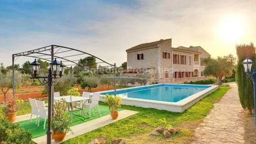 Impresionante finca con casa de invitados y piscina, en venta en Sencelles, Mallorca