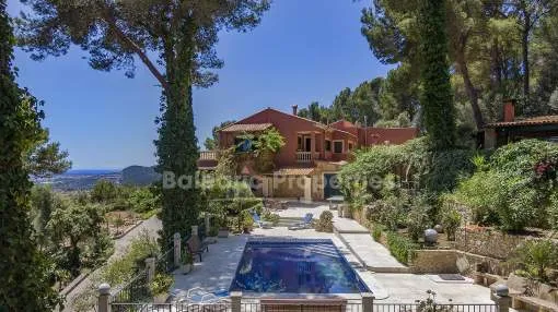 Increíble villa con vistas al mar en venta en Establiments, Palma, Mallorca