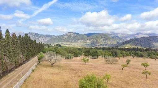 Parcela rural con fantásticas vistas, en venta en Campanet, Mallorca