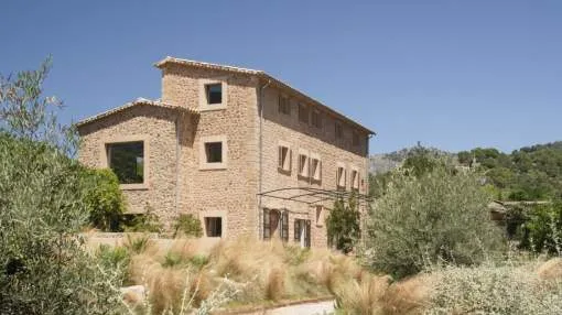 Casa de lujo de piedra con piscina en venta en Sóller, Mallorca Casa de lujo de piedra con piscina en venta en Sóller, Mallorca