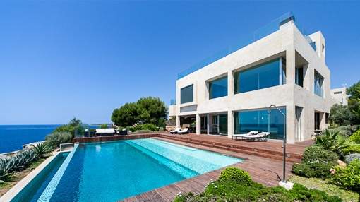 Moderno chalet con casa de invitados en la primera línea del mar - Cala Pi Moderno chalet con casa de invitados en la primera línea del mar - Cala Pi