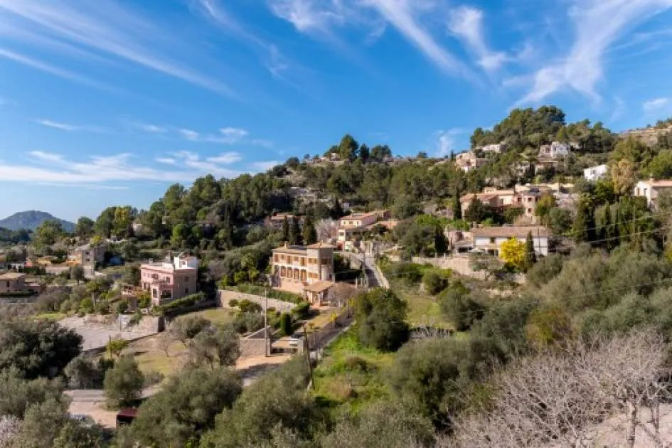 Hermosa casa de caracter e historia con espectaculares vistas hacia el mar y montañas en Galilea