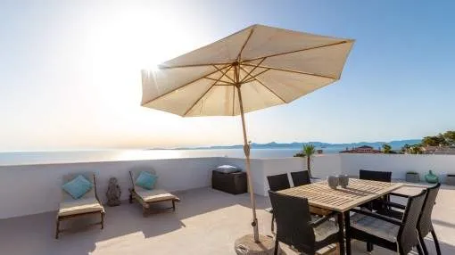 Estupendo piso en Palma, Bahía Grande con terraza en la azotea e impresionantes vistas al mar