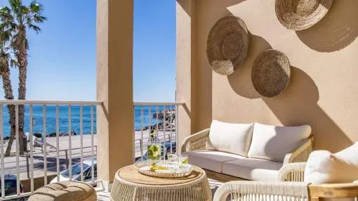 Piso de lujo en primera línea de mar con 2 terrazas e impresionantes vistas a la bahía de Portixol