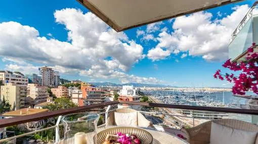 Encantador piso con vistas al mar y piscina comunitaria en Porto Pí Encantador piso con vistas al mar y piscina comunitaria en Porto Pí