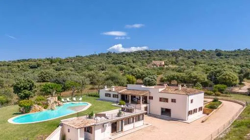 Renovated finca with pool, guest house and garage in a perfect location near Manacor
