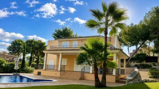 Casa en alquiler en Costa de la Calma – con piscina y jardín cuidado de noviembre de 2026 a marzo de 2027