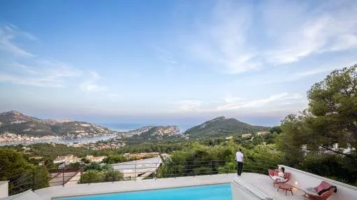 Villa de lujo en alquiler en Port d’Andratx – diseño de alta gama con impresionantes vistas al mar