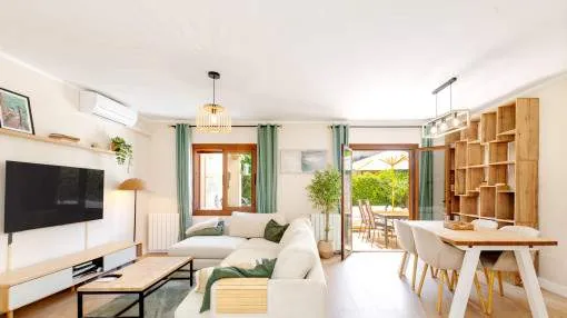 Encantadora casa adosada en Santa Ponsa – vivir cerca de la playa, con restaurantes y tiendas en las inmediaciones