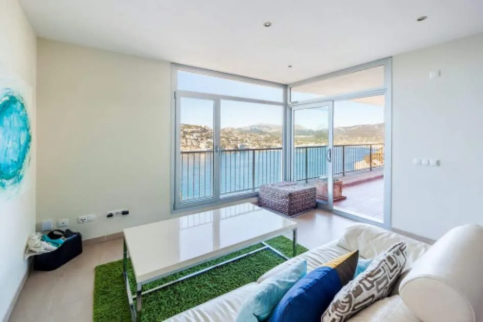 Enchanting newly-built apartment on the 1st sea line in Port d'Andratx
