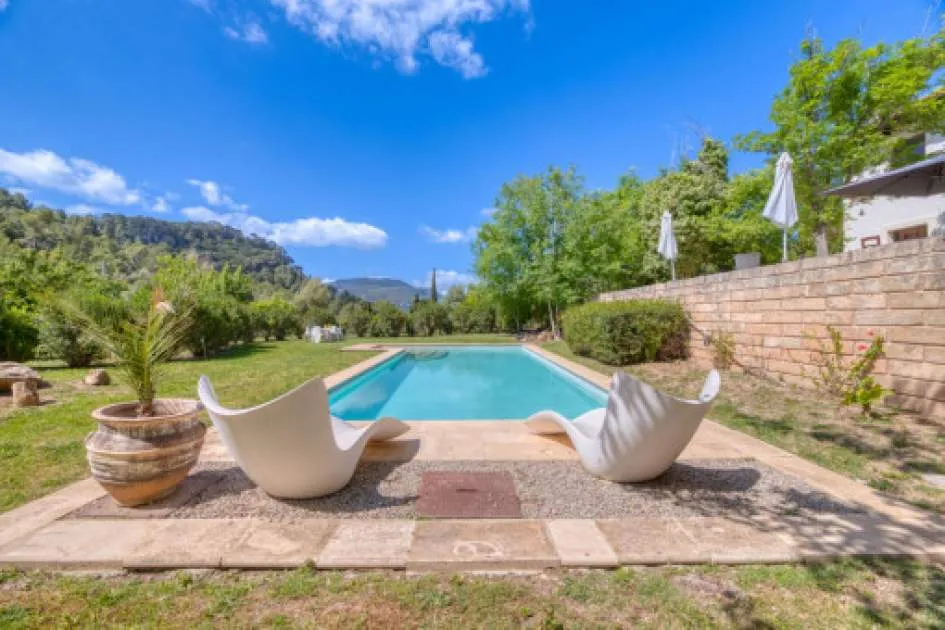 Spacious Villa surrounded by nature with beautiful mountain views and an enchanting garden Spacious Villa surrounded by nature with beautiful mountain views and an enchanting garden
