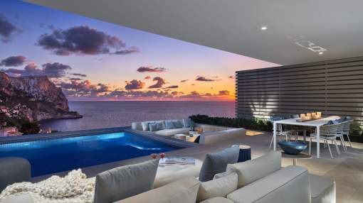 Nueva construcción de alta calidad con diseño único y vistas magníficas al mar en Puerto de Andratx Nueva construcción de alta calidad con diseño único y vistas magníficas al mar en Puerto de Andratx