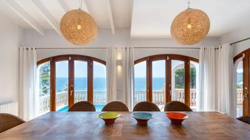 Amplia villa con vistas panorámicas al mar en Font de Sa Cala Amplia villa con vistas panorámicas al mar en Font de Sa Cala