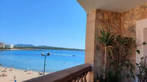 Apartamento bien cuidado con magníficas vistas al mar y ubicado directamente en la playa de S'illot - Cala Morlanda