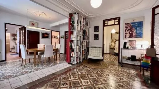 Encantador piso con detalles tradicionales en el histórico casco antiguo de Palma