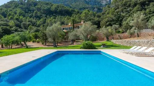 Lujosa Finca con dos casas para invitados cerca de Bunyola, Mallorca