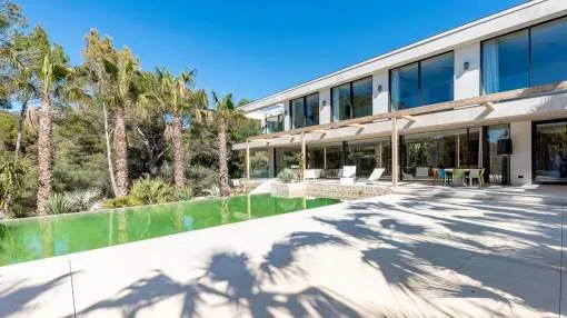 Espectacular villa de diseño ultramoderno en una ubicación privilegiada en Nova Santa Ponsa.