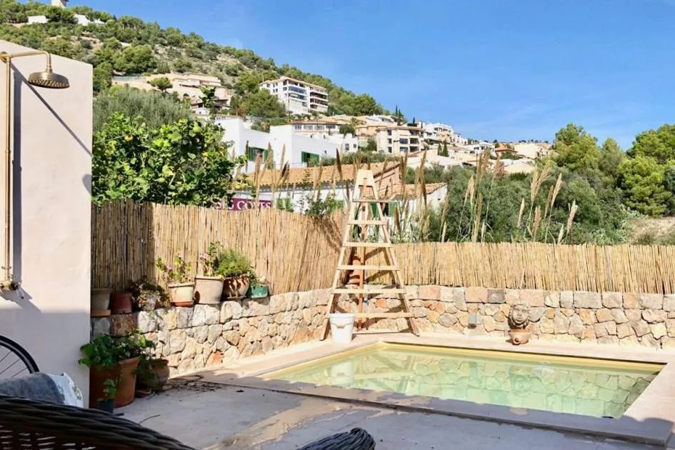 Casa adosada con piscina pequeña en alquiler a corto plazo en Génova