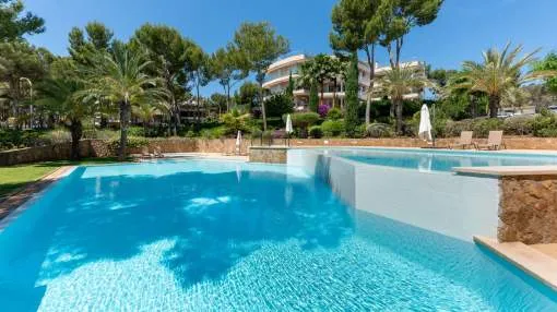 Elegante Planta Baja de alta calidad en Sol de Mallorca en una exclusiva comunidad con piscina de agua salada