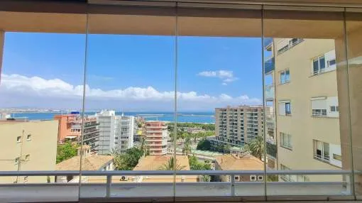 Amplio apartamento familiar con espectaculares vistas al mar