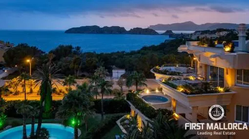 Ático de lujo en Nova Santa Ponsa con terrazas e impresionantes vistas al mar