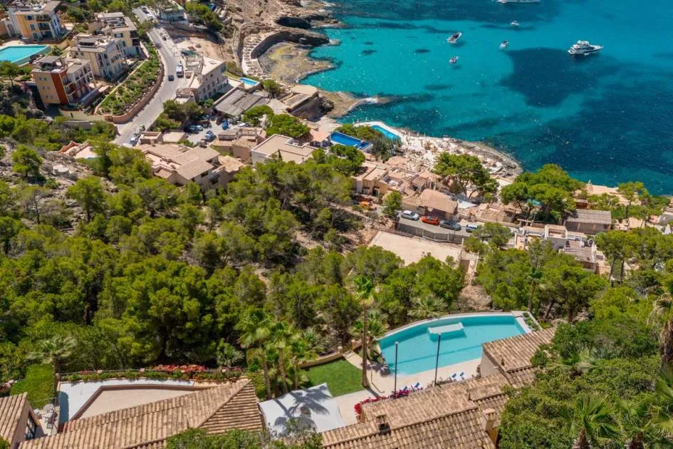 Tu Oasis de Lujo en Mallorca con Vistas al Mar y Privacidad