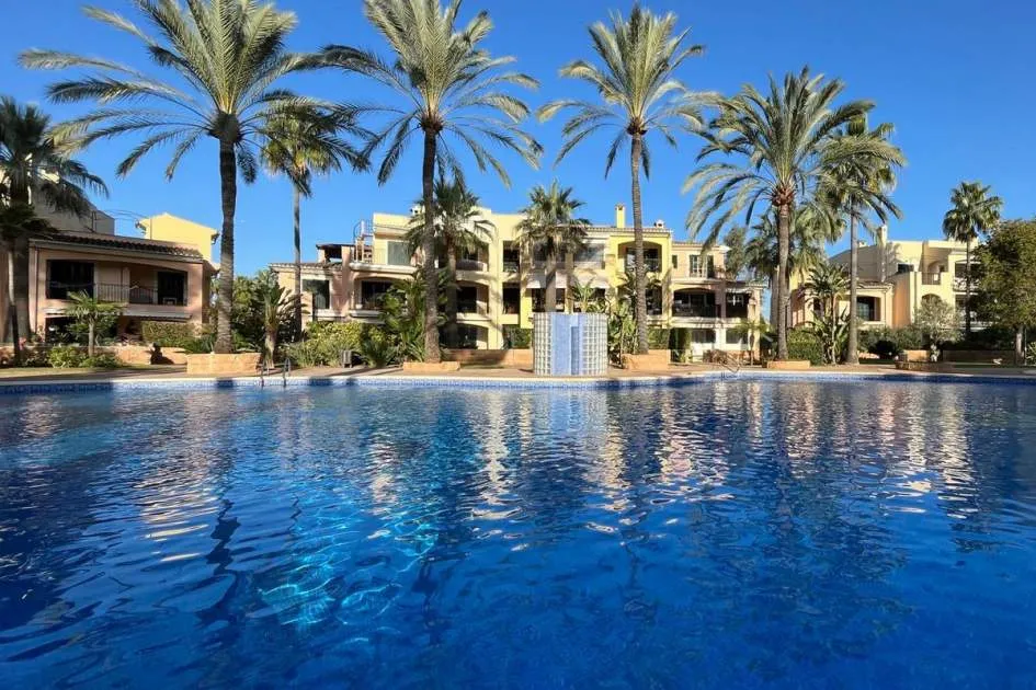 Alquiler temporal en Santa Ponsa – Comunidad Flor de Golf