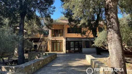 Encantadora vivienda de dos unidades con amplio jardín y total privacidad en Son Toni, Mallorca