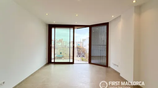 Precioso ático de obra nueva con azotea privada en Santa Catalina