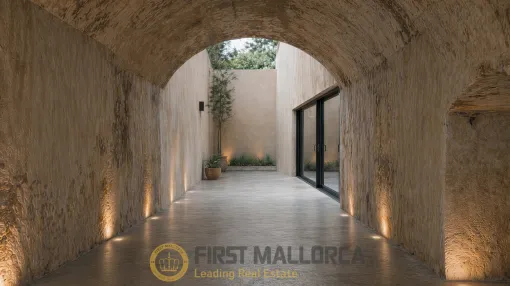 Casa de diseño completamente reformada con piscina en el corazón de Costitx
