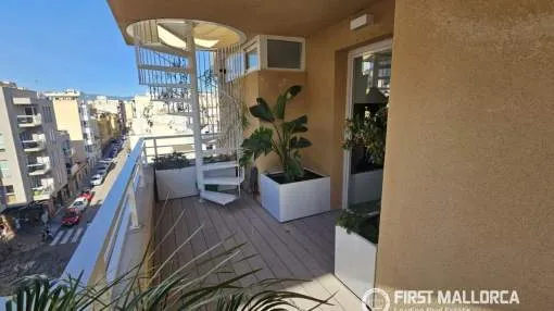 Ático espacioso con terraza privada en Son Dameto