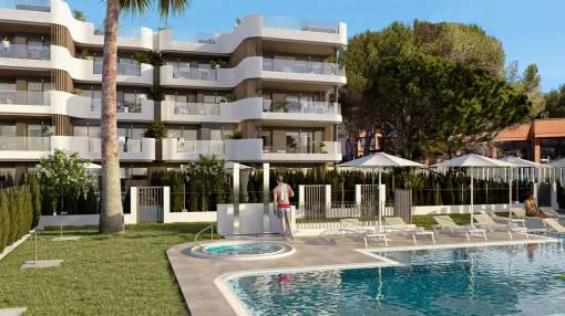 Pisos de nueva construcción de alta calidad junto al mar en Cala Ratjada