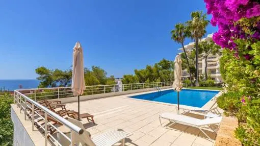 Ático exclusivo en Sant Agustín – terraza en la azotea y vistas panorámicas al mar